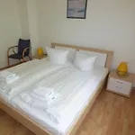 Apartment Sonnige-ferienwohnung-100qm-im-1-obergeschoss-der-villa-walhall-in-einem-parkaehnlichen-garten *