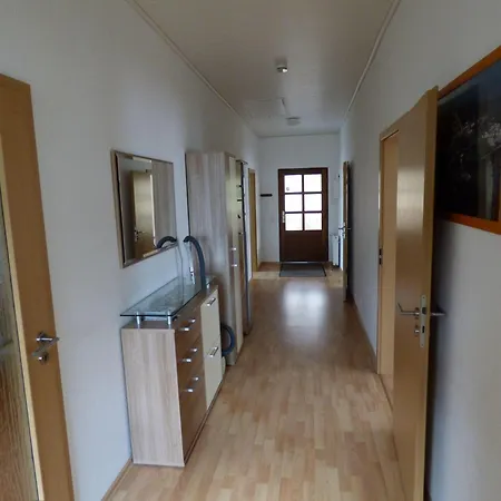 Sonnige -100qm - Im 1. Obergeschoss Der Walhall In Einem Parkähnlichen Garten * Sellin (Rugen)