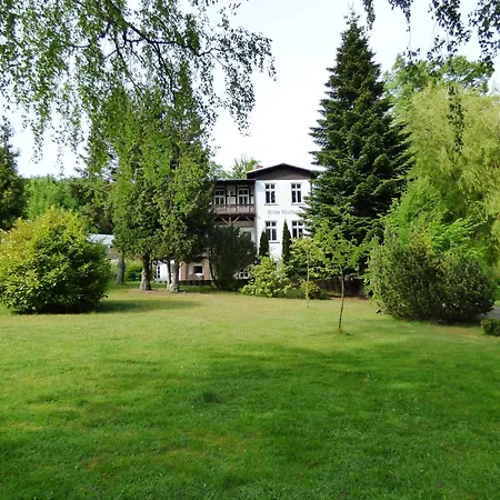 Sonnige -100qm - Im 1. Obergeschoss Der Walhall In Einem Parkähnlichen Garten * Sellin (Rugen)